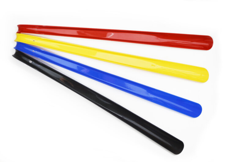 Shoe String Shoe Horn 58cm Plastic